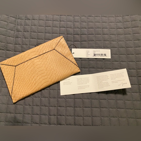 NWT Loeffler Randall Python Envelope Clutch - Nude - Picture 7 of 9